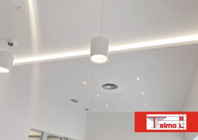 FOSEADO-DE-PLADUR-EN-BANCO-EN-SEVILLA-1