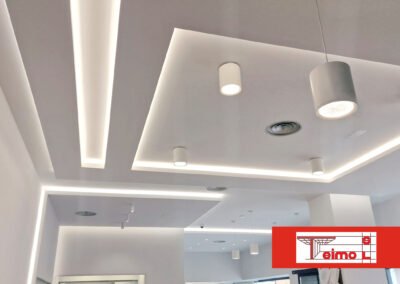 FOSEADO-DE-PLADUR-EN-BANCO-EN-SEVILLA